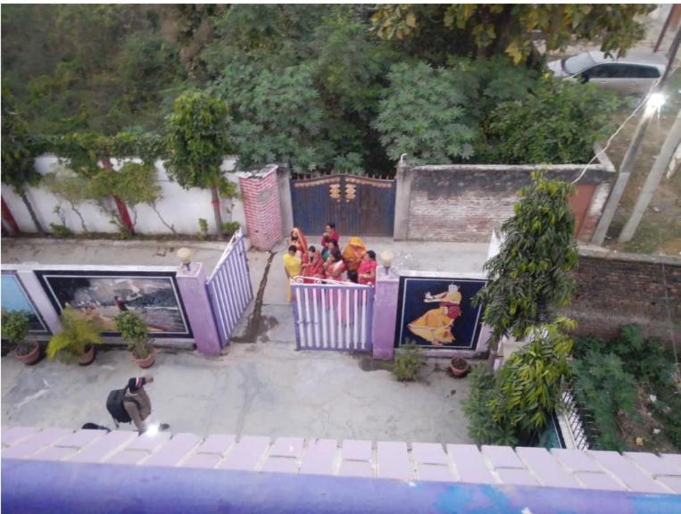 Srishti Shelter Hotel Varanasi Bagian luar foto