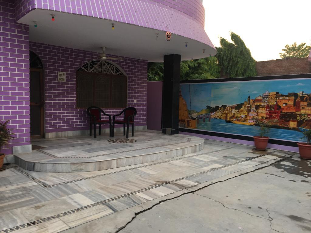 Srishti Shelter Hotel Varanasi Bagian luar foto